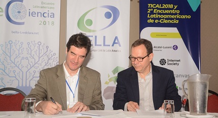 RedCLARA e Internet Society firman Memorandum para potenciar colaboración mutua