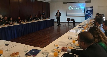 Directivos de RedCLARA presentaron proyecto BELLA en Colombia